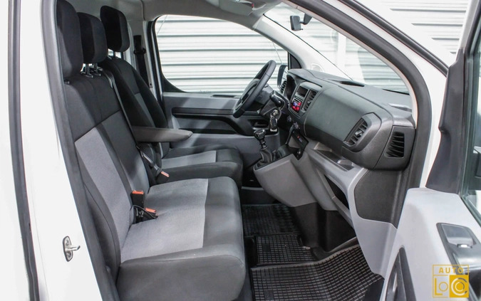 Toyota ProAce cena 109888 przebieg: 73000, rok produkcji 2018 z Siechnice małe 232